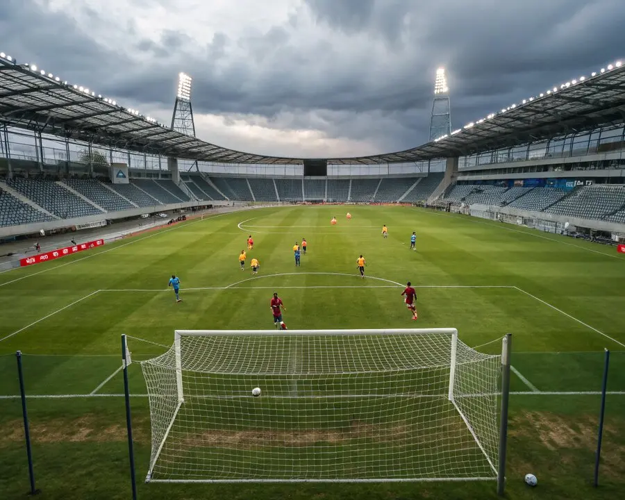 Un análisis detallado y pronóstico del choque entre Juventus e Inter en la Serie A, con opciones de apuestas recomendadas.