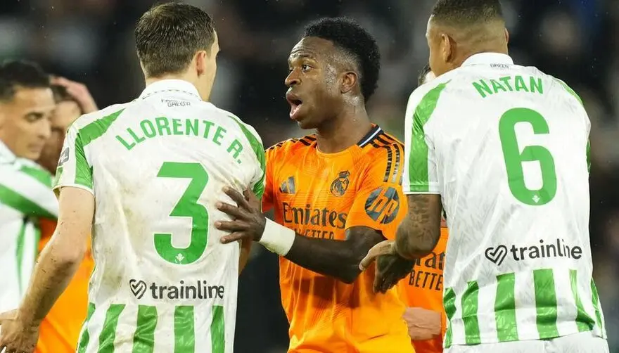 Vinicius en el Betis-Real Madrid