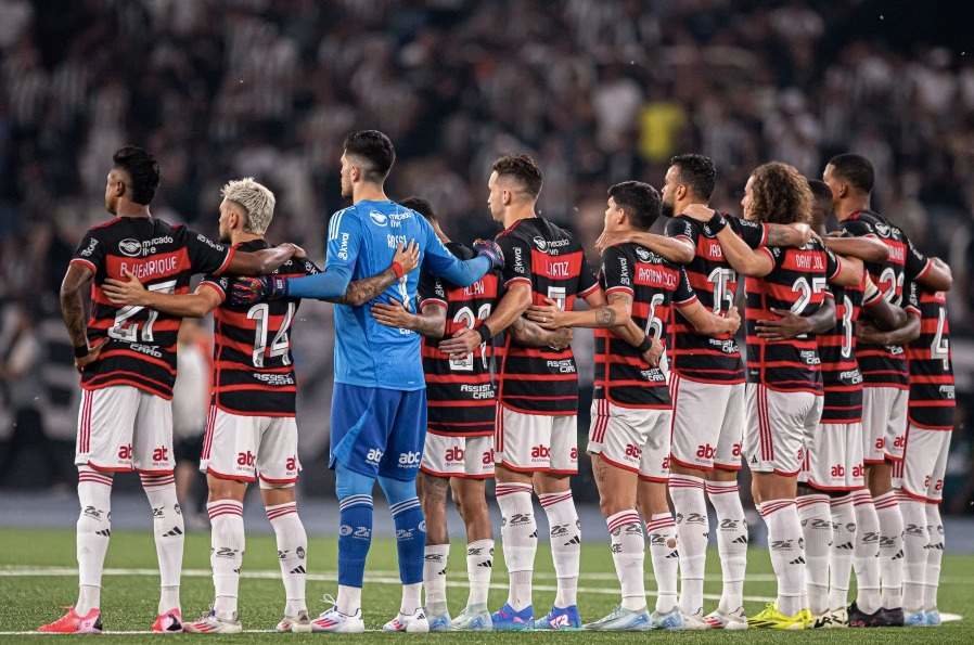 Flamengo e Corinthians se enfrentam no Maracanã pela semifinal da Copa do Brasil